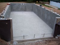 Bau Pool 129